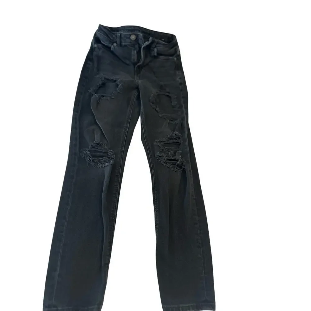 Black American Eagle Distressed Mom Jean
